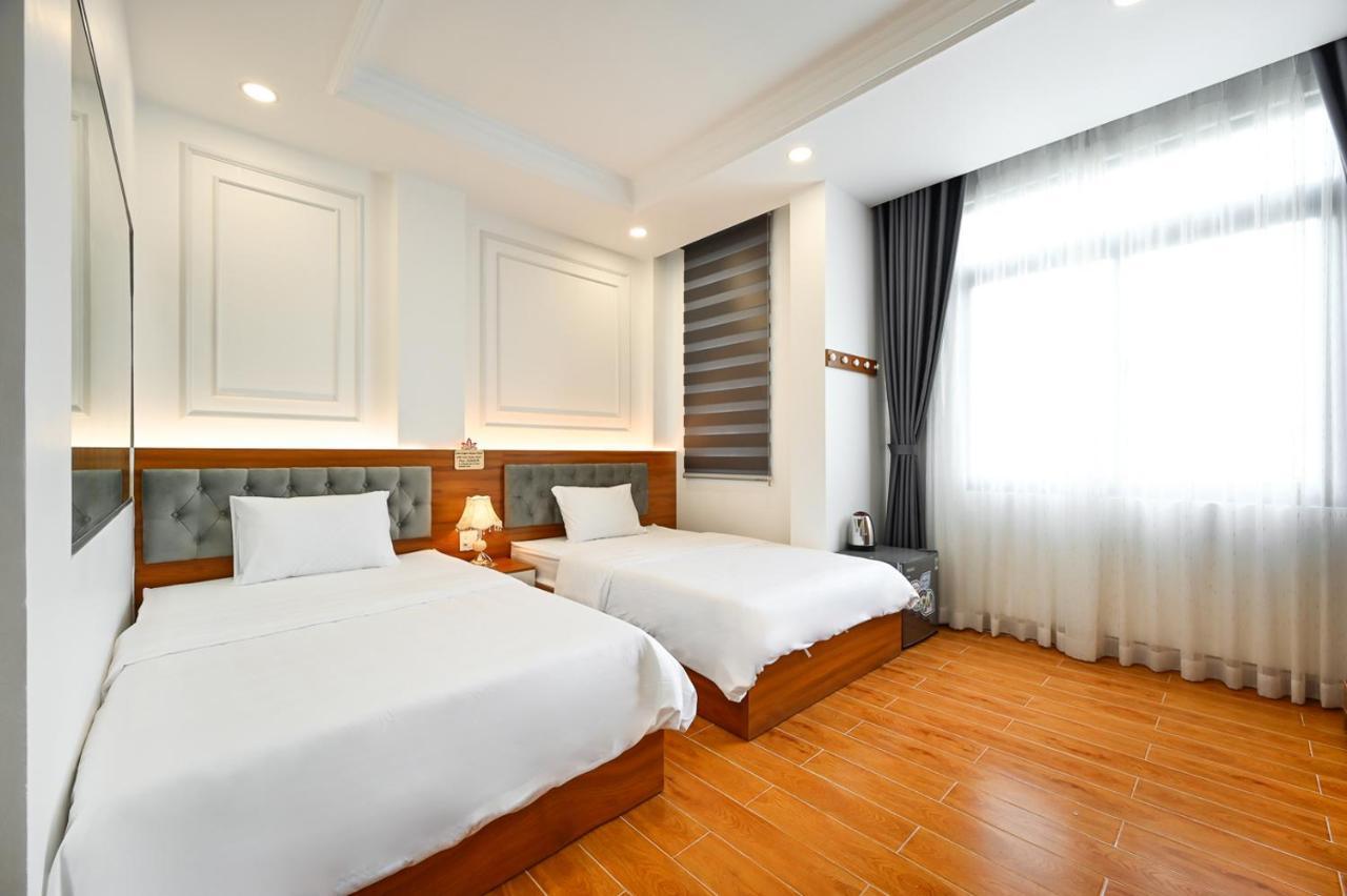 Lotus Airport Hotel Saigon Cidade de Ho Chi Minh Exterior foto